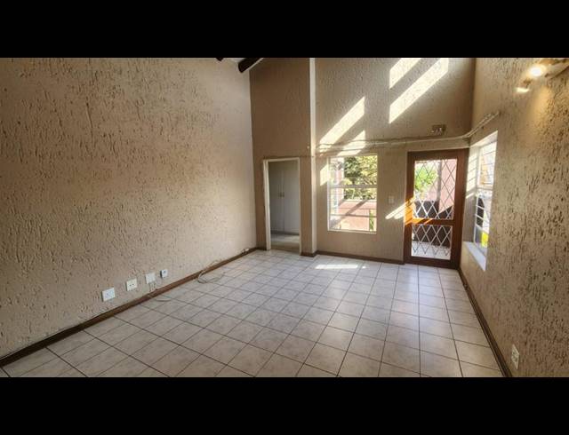 2 BEDROOM TOWNHOUSE FOR SALE IN NEW REDRUTH